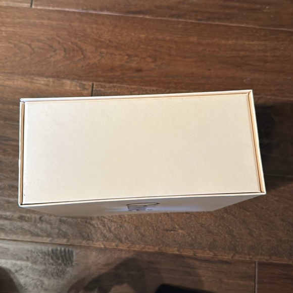 Chloé Cream Box - Picture 8 of 9